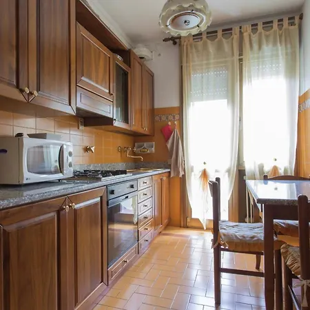 Dolly,tina & Anna, Tre Unita Distinte *