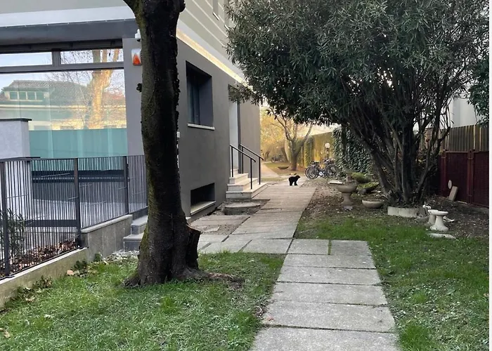 Dolly,tina & Anna, Tre Unita Distinte * Padova