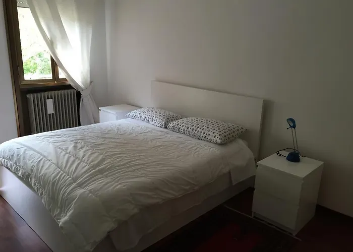 Dolly,tina & Anna, Tre Unita Distinte Padova