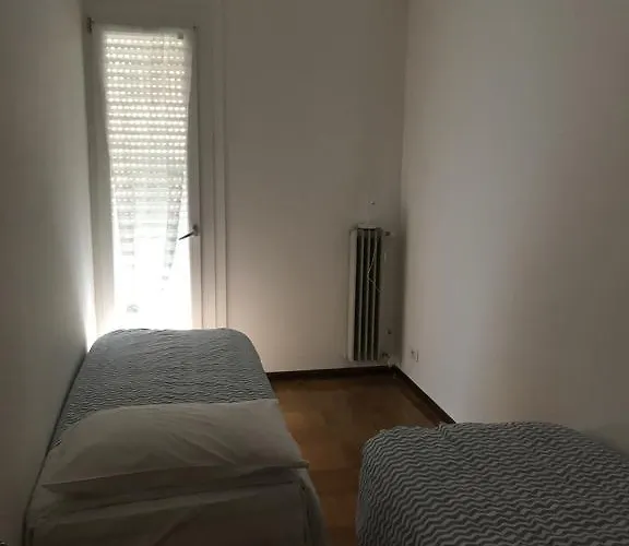 Dolly,tina & Anna, Tre Unita Distinte Padova