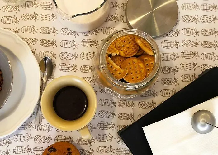 Dolly,tina & Anna, Tre Unita Distinte